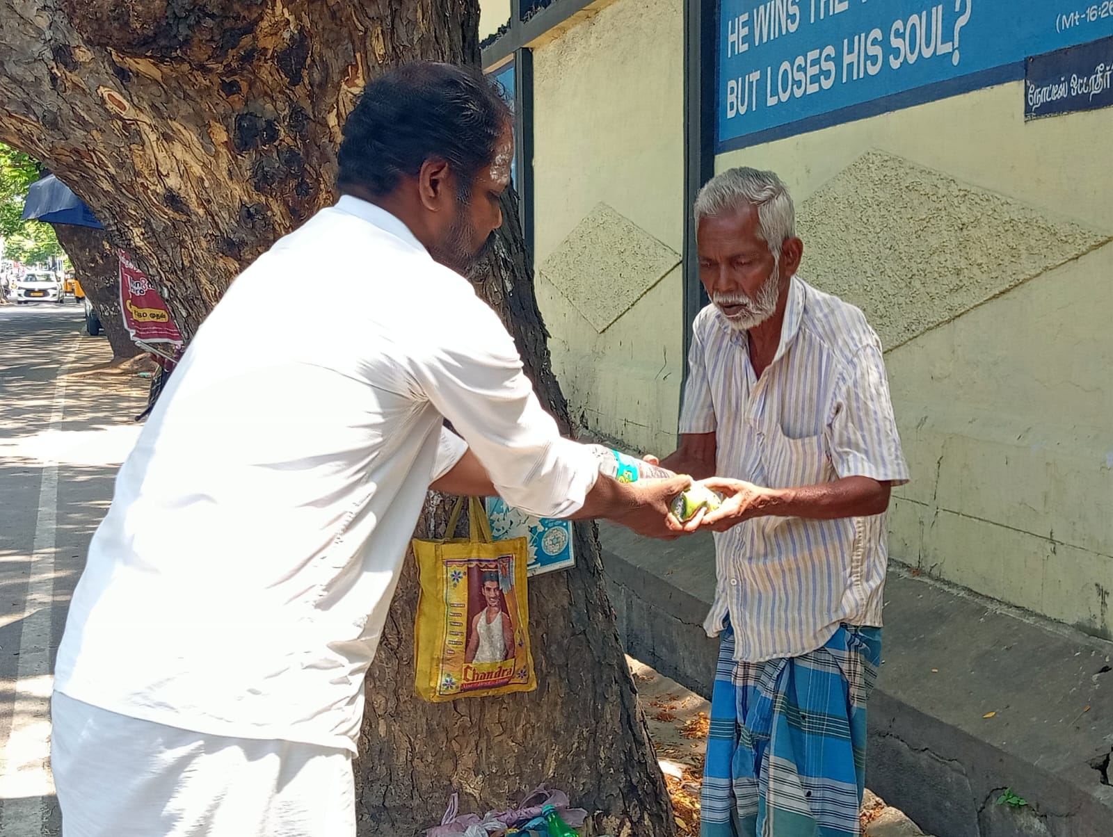 03-04-2026 – Mrs Sangeetha பிறந்தநாளை முன்னிட்டு Flowrish Foundation இணைந்து நடத்திய அன்னதான விழா