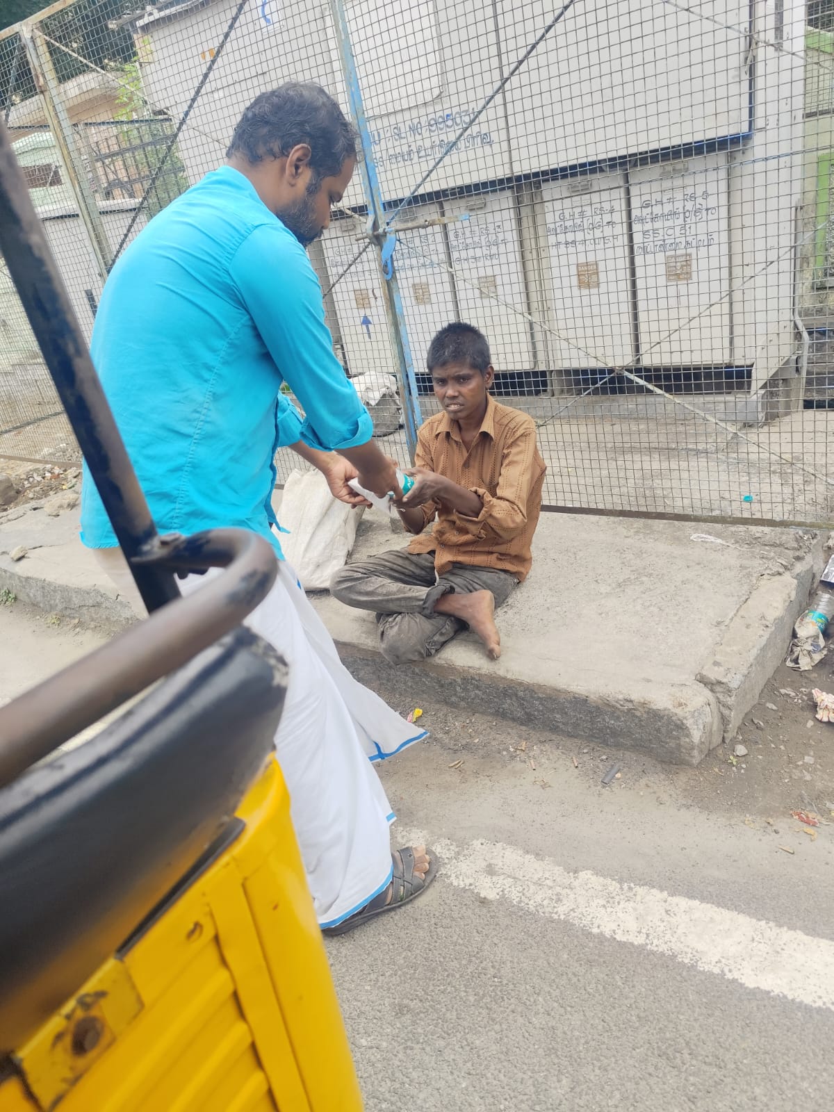 தமிழ் மொழியின் பிறந்தநாளை முன்னிட்டு Flowrish Foundation சார்பில் அன்னதானம் | 20.07.2026 | Salem
