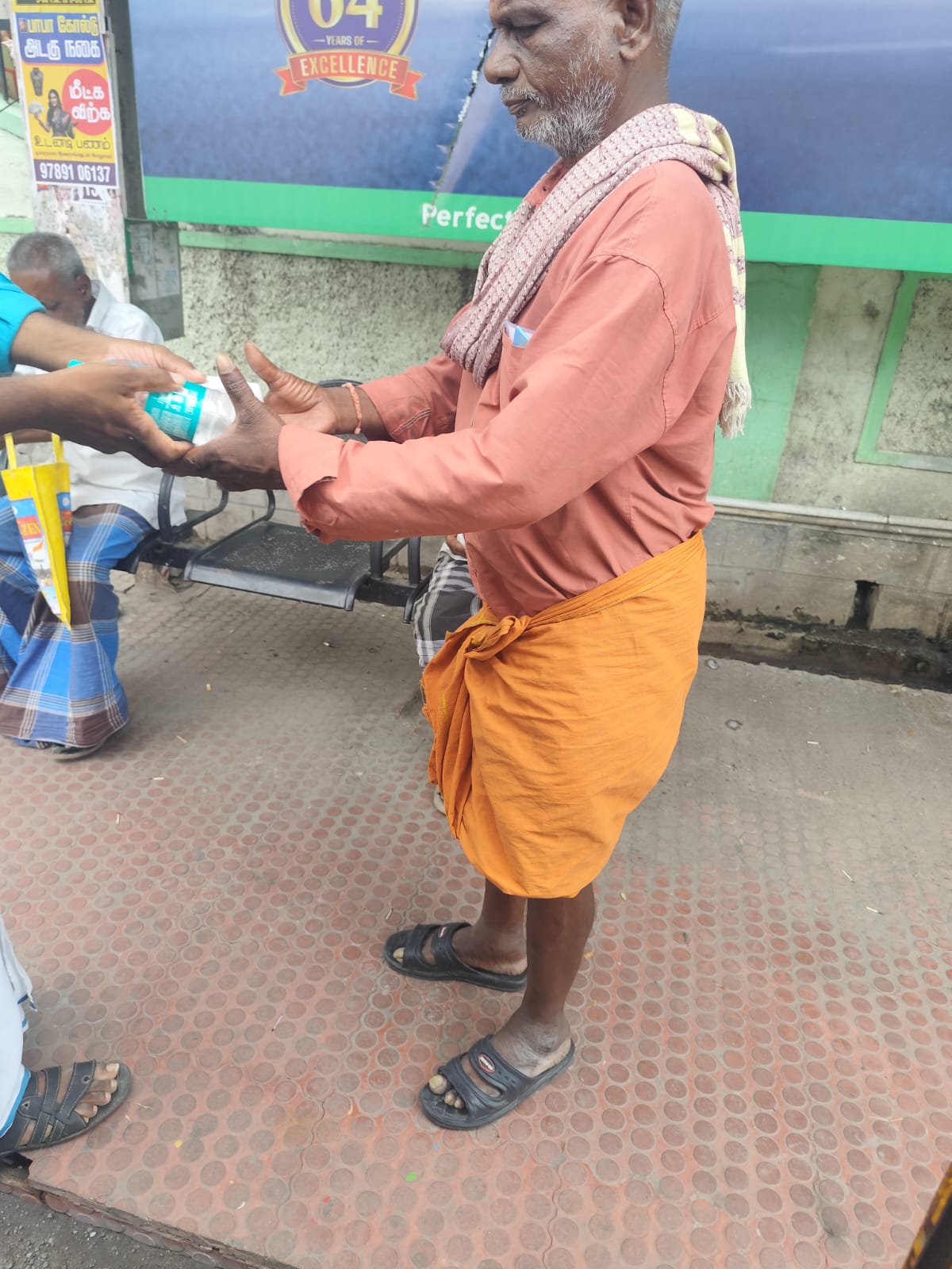 தமிழ் மொழியின் பிறந்தநாளை முன்னிட்டு Flowrish Foundation சார்பில் அன்னதானம் | 20.07.2026 | Salem
