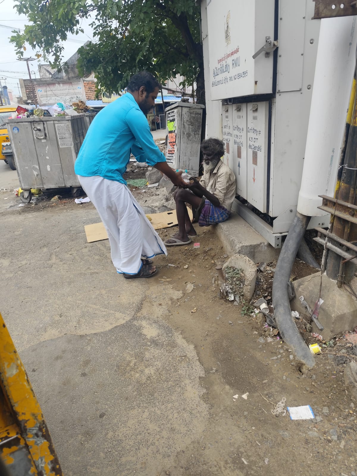 தமிழ் மொழியின் பிறந்தநாளை முன்னிட்டு Flowrish Foundation சார்பில் அன்னதானம் | 20.07.2026 | Salem