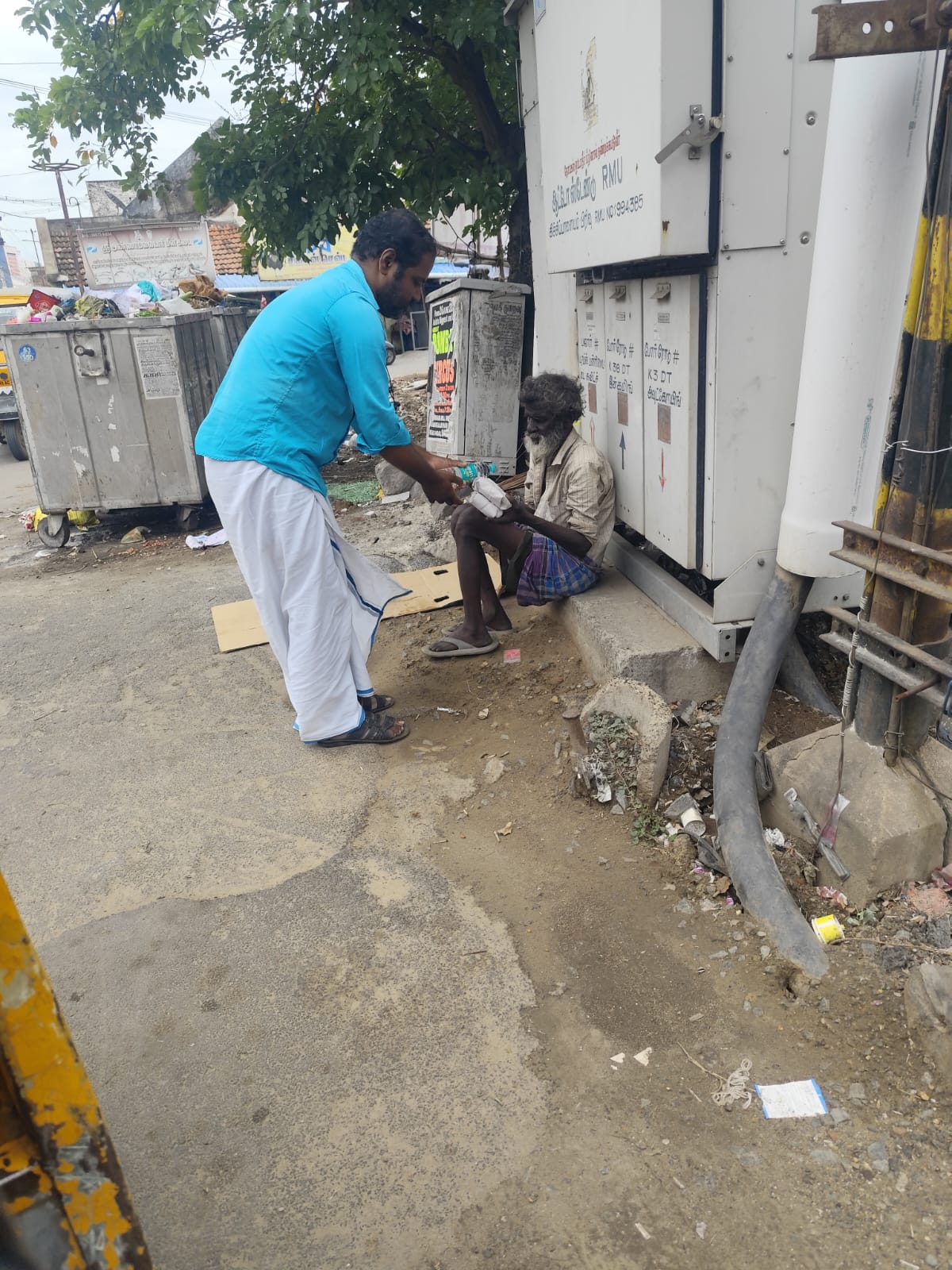 தமிழ் மொழியின் பிறந்தநாளை முன்னிட்டு Flowrish Foundation சார்பில் அன்னதானம் | 20.07.2026 | Salem