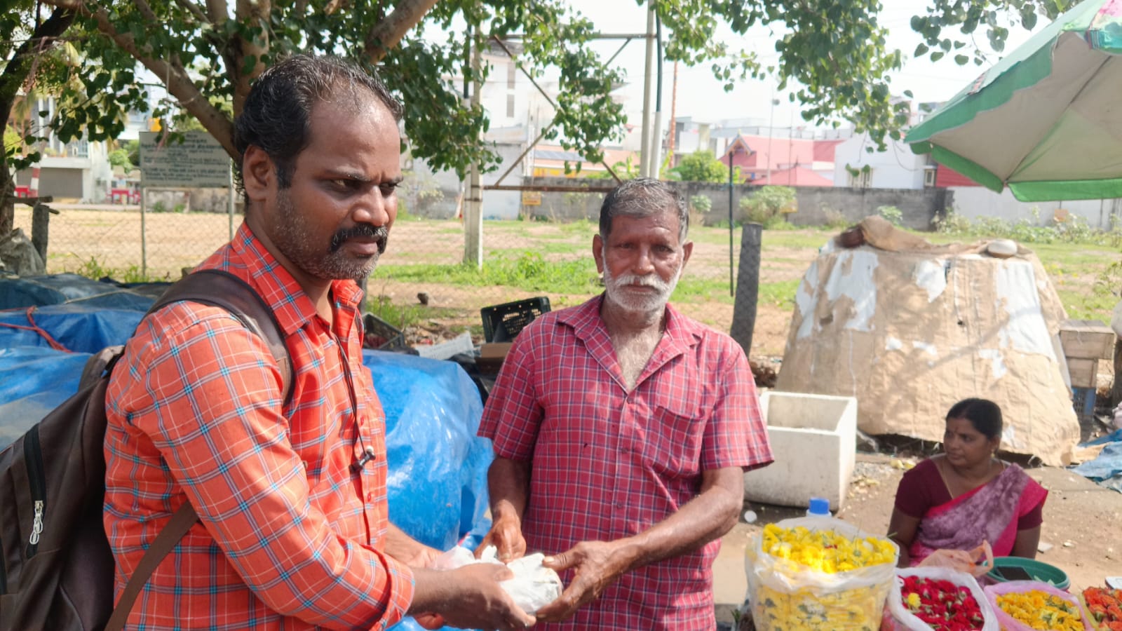 12/08/2025 திரு. முத்துக்குமார் ஐயா அவர்களின் மாபெரும் அன்னதானம்