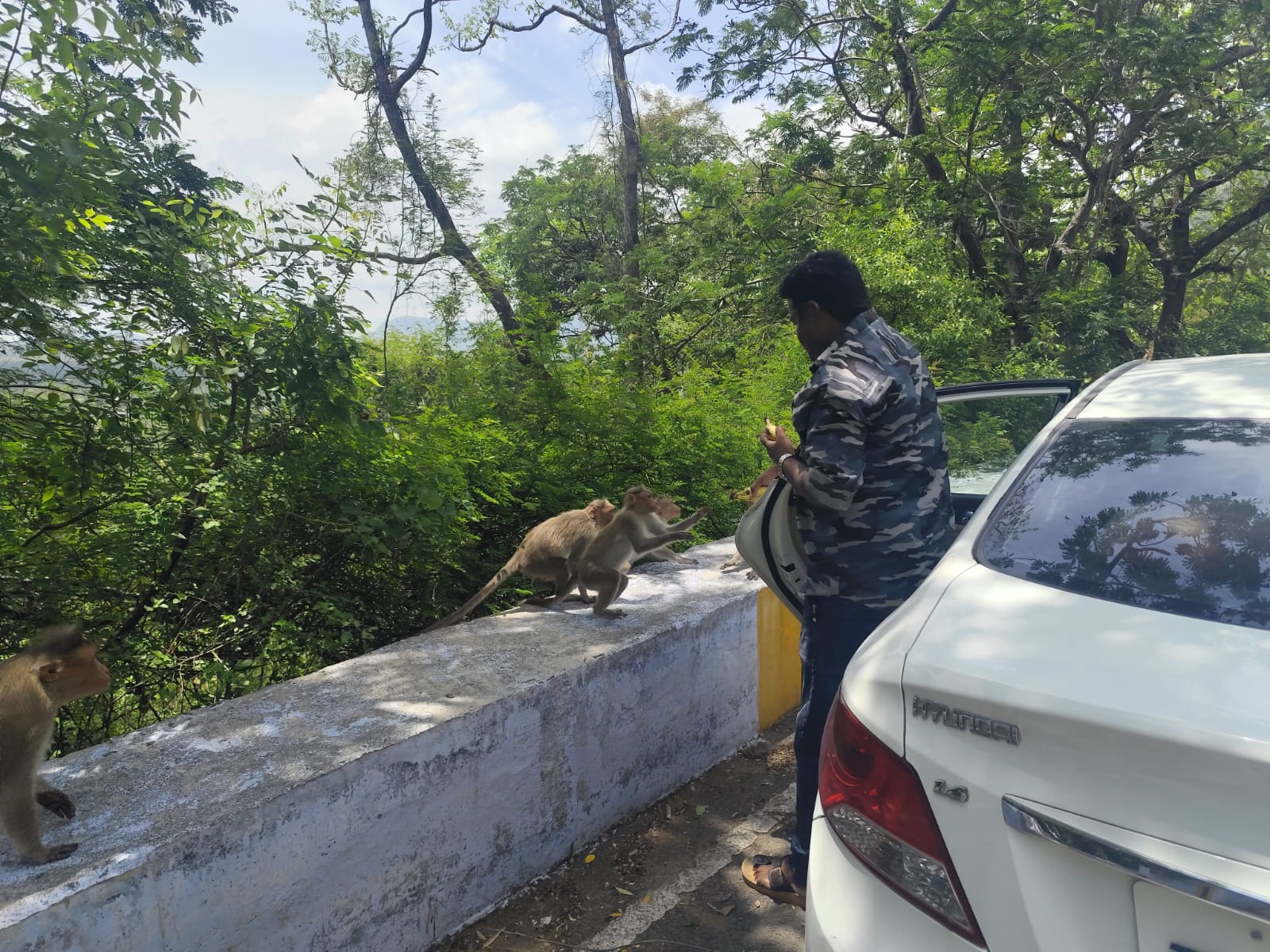 கணகராஜ்-ன் பிறந்தநாளை முன்னிட்டு Flowrish Foundation சார்பில் அன்னதானம் | 15.08.2026 | Salem