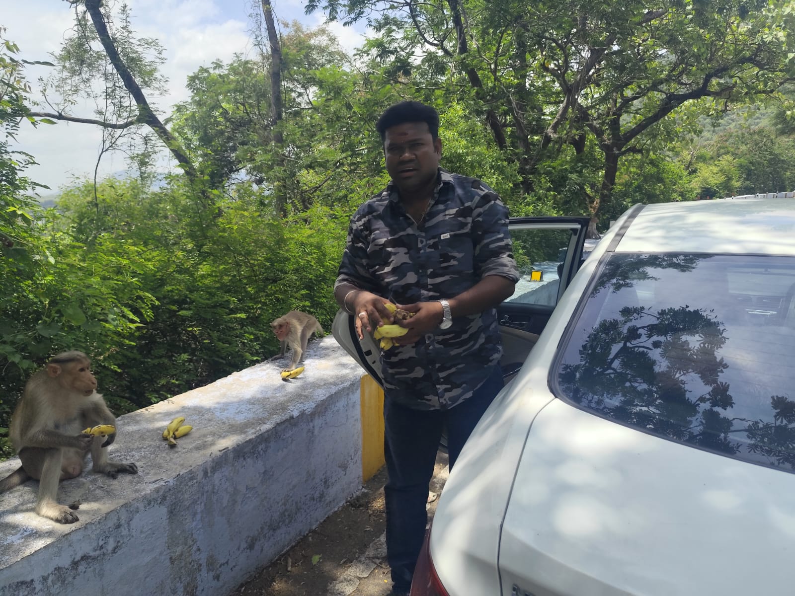கணகராஜ்-ன் பிறந்தநாளை முன்னிட்டு Flowrish Foundation சார்பில் அன்னதானம் | 15.08.2026 | Salem
